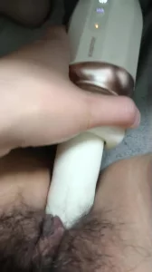 成都龙泉做淘宝的李玲 离异少妇人妻炮机自慰